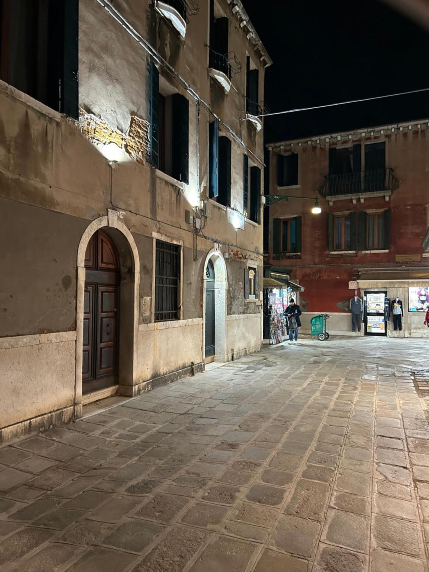 Lions Venice Guest House Exteriér fotografie